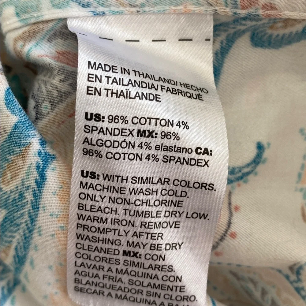 Chicos Paisley Print Women's Top Multicolor Button Down Blouse Long Sleeve 3.5 - Picture 7 of 7